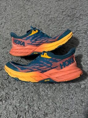 Hoka speedgoat 5